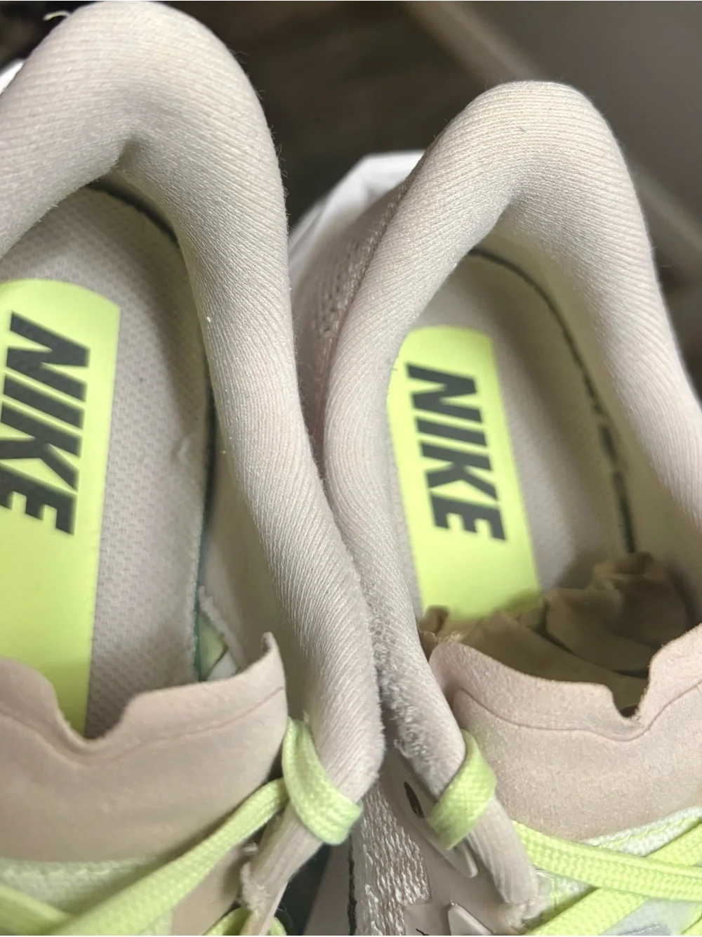 Nike Pegasus, Plus, zoom X, Flyknit Running Shoes - Pale Pink/Neon Yellow Accent